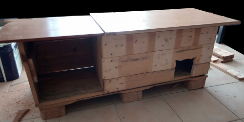 Abri 2 en 1 "Royal Câlin" pour point de nourrissage